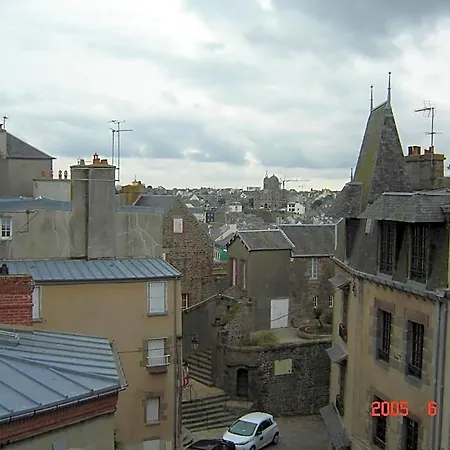 Le Logis Du Roc Granville
