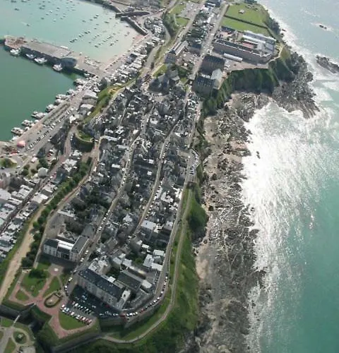Bed & Breakfast Le Logis Du Roc