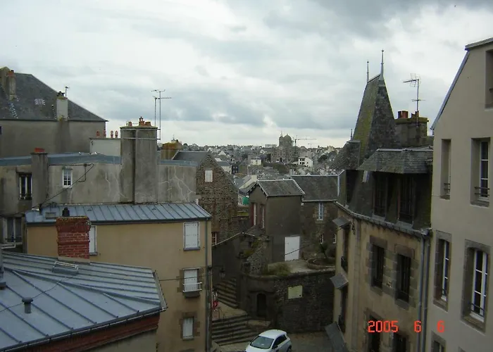 Le Logis Du Roc Nocleg ze śniadaniem Granville